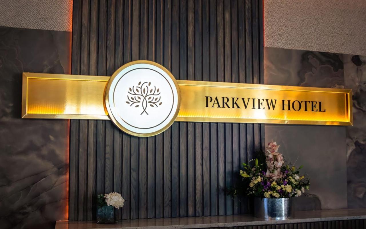 The Parkview Hotel Newtown Mount Kennedy Eksteriør bilde