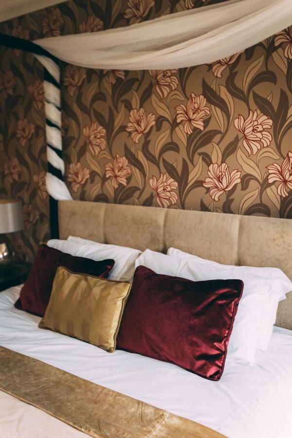 The Parkview Hotel Newtown Mount Kennedy Eksteriør bilde
