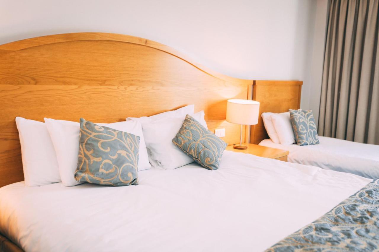 The Parkview Hotel Newtown Mount Kennedy Eksteriør bilde