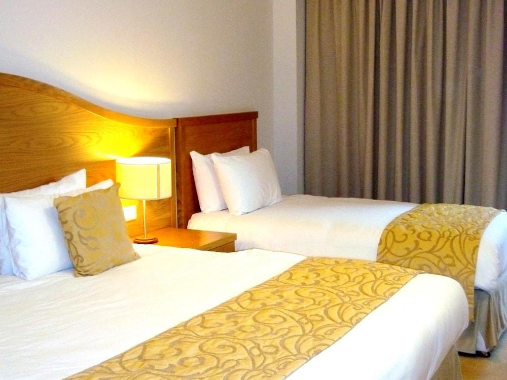 The Parkview Hotel Newtown Mount Kennedy Eksteriør bilde
