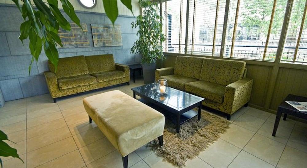 The Parkview Hotel Newtown Mount Kennedy Eksteriør bilde