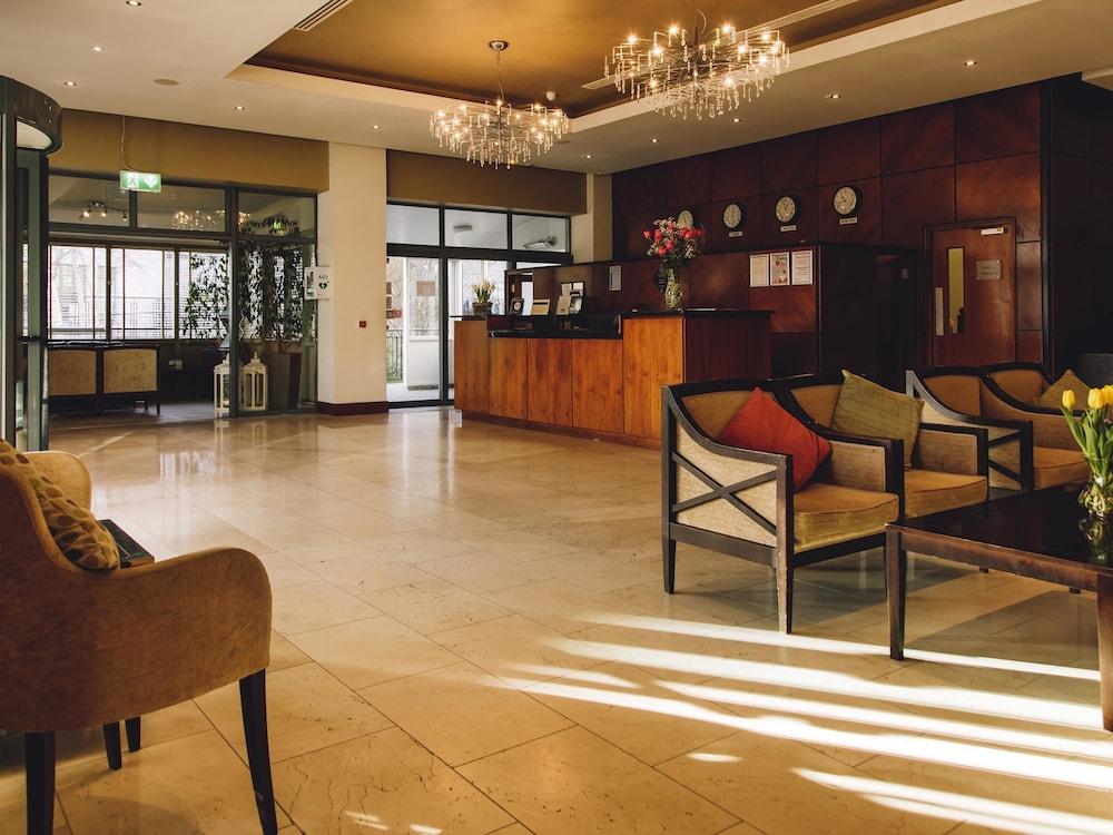 The Parkview Hotel Newtown Mount Kennedy Eksteriør bilde