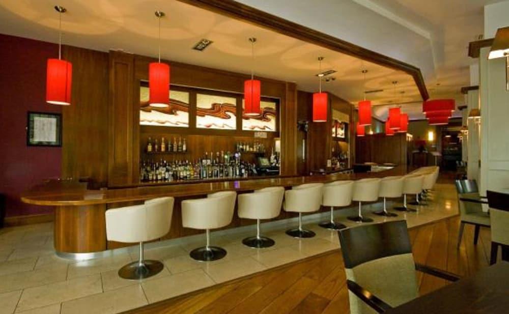 The Parkview Hotel Newtown Mount Kennedy Eksteriør bilde