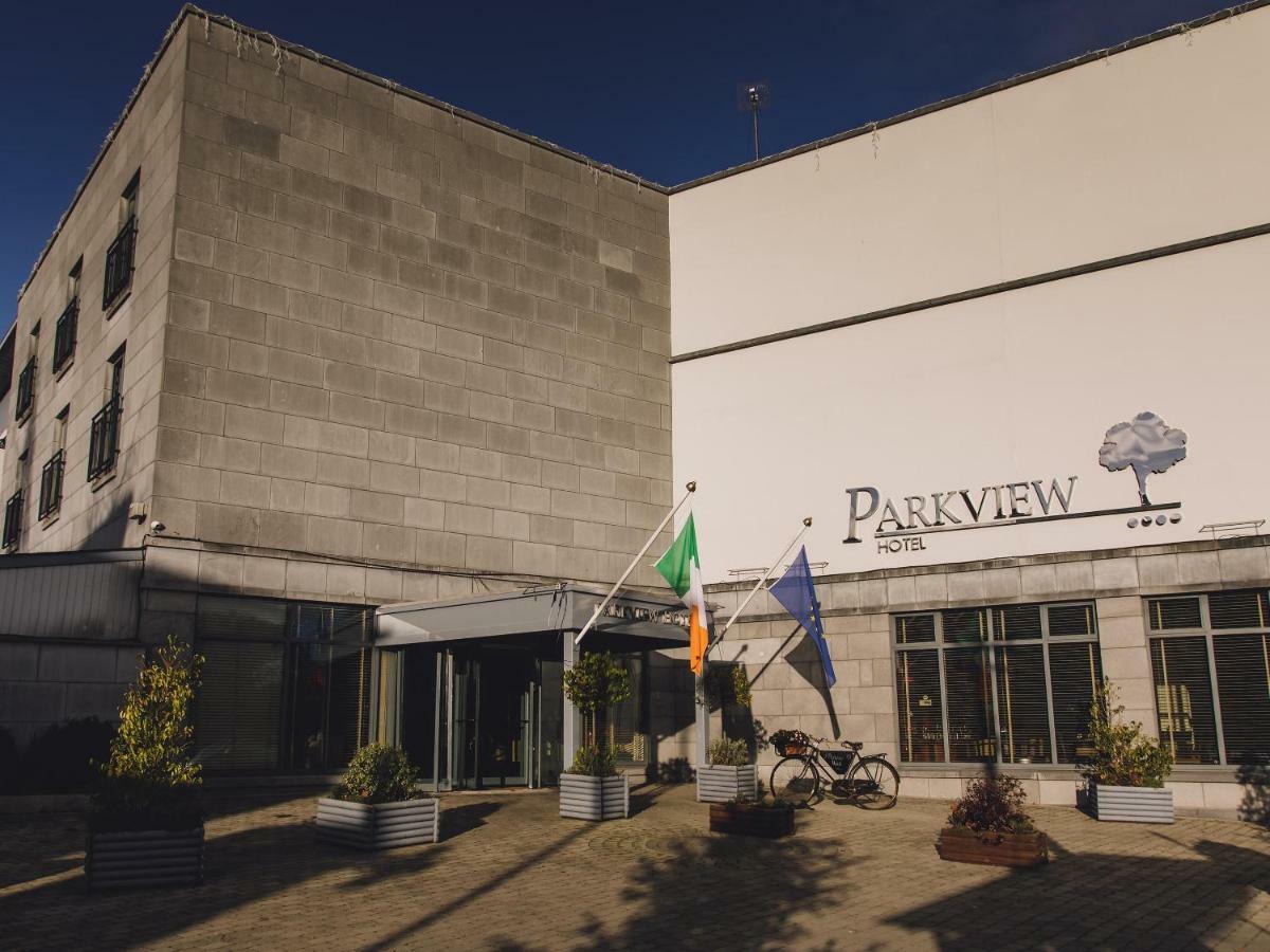 The Parkview Hotel Newtown Mount Kennedy Eksteriør bilde