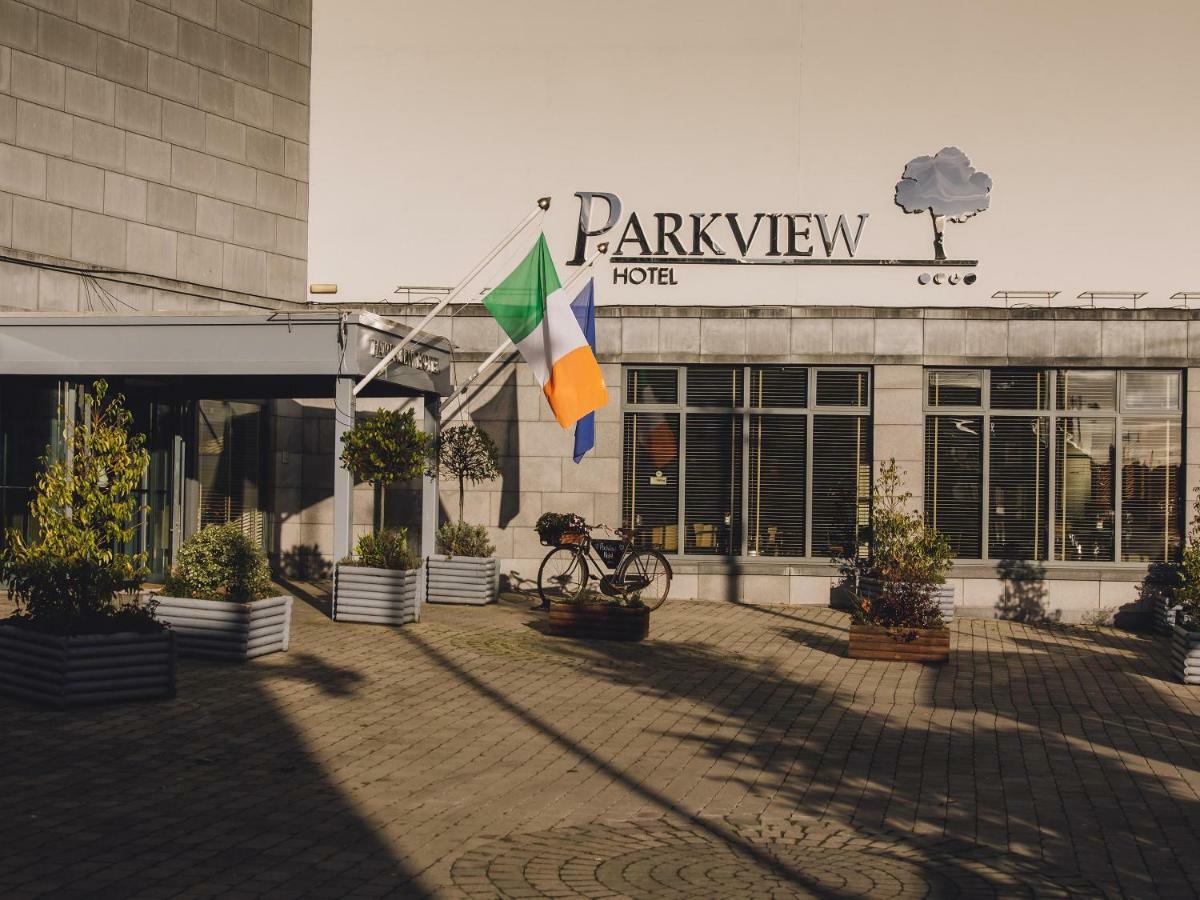 The Parkview Hotel Newtown Mount Kennedy Eksteriør bilde